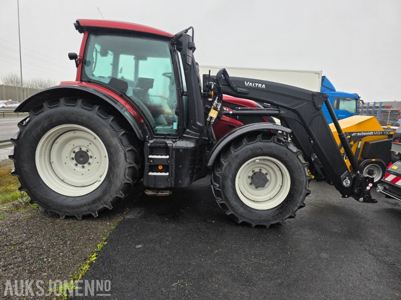 2021 Valtra N174 Versu traktor med lesseapparat kun 1296 timer - Trator: foto 4 2021 Valtra N174 Versu traktor med lesseapparat kun 1296 timer - Trator: foto 4