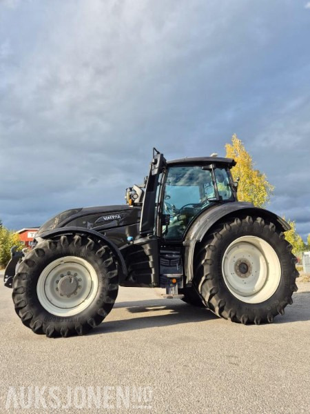 2021 Valtra T254 traktor 4X4, FRONTHYDRAULIKK, VENDBAR FØRERPLASS - Trator: foto 2 2021 Valtra T254 traktor 4X4, FRONTHYDRAULIKK, VENDBAR FØRERPLASS - Trator: foto 2