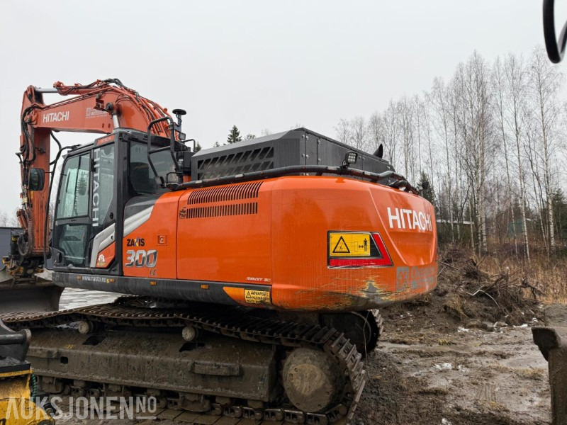 Escavadeira 2022 Hitachi 300LC m/Tiltrotator, Gps og 2 skuffer: foto 9