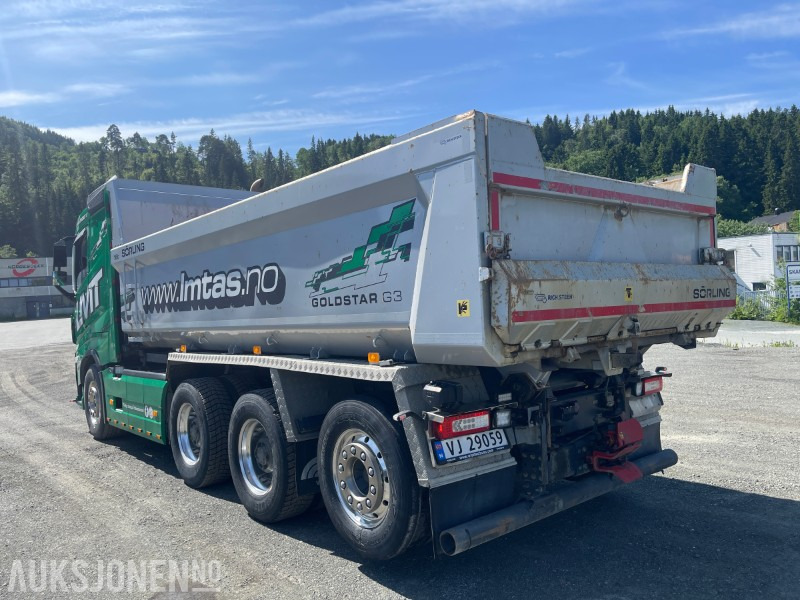 2022 Volvo FH 540 8X4 Tippbil, Tridem luftfjæring og hydraulisk styrt løpeaksel med single hjul - Camião basculante: foto 3 2022 Volvo FH 540 8X4 Tippbil, Tridem luftfjæring og hydraulisk styrt løpeaksel med single hjul - Camião basculante: foto 3