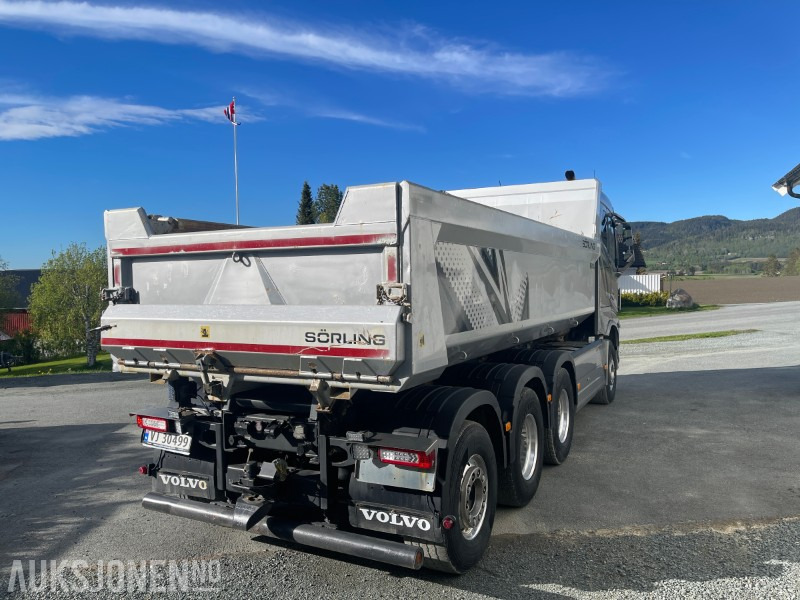 2022 Volvo FH16 750 8x4 Tridem – Gullavtale, Én Eier, EU-godkjent til 15.05.2026 - Camião basculante: foto 4 2022 Volvo FH16 750 8x4 Tridem – Gullavtale, Én Eier, EU-godkjent til 15.05.2026 - Camião basculante: foto 4