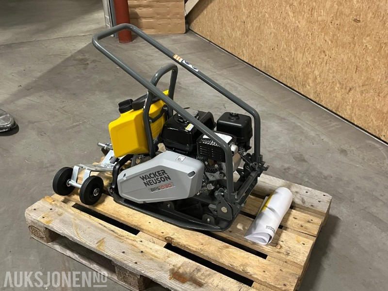 2022 Wacker vibroplate BPS1030Aw 56kg - ikke brukt! - Rolo: foto 4 2022 Wacker vibroplate BPS1030Aw 56kg - ikke brukt! - Rolo: foto 4