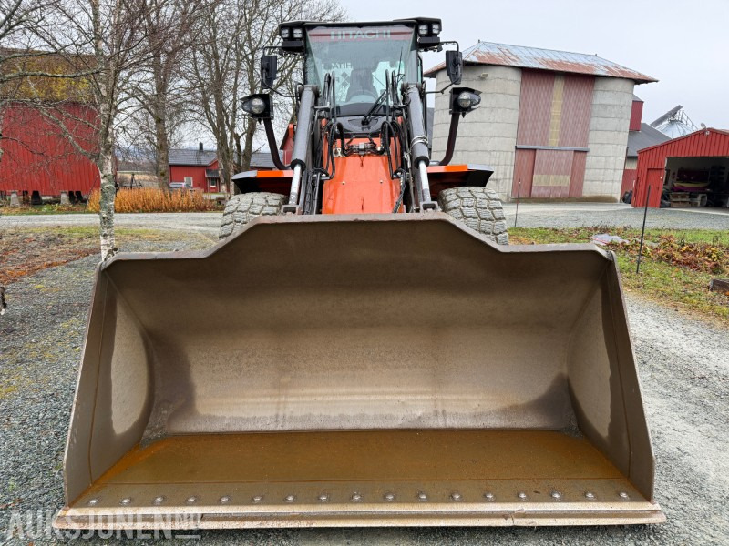 2023 Hitachi ZW 160PL7 LSD - BM120, skuffm/bolton, hydr. gaffler - Pá carregadora de rodas: foto 2 2023 Hitachi ZW 160PL7 LSD - BM120, skuffm/bolton, hydr. gaffler - Pá carregadora de rodas: foto 2