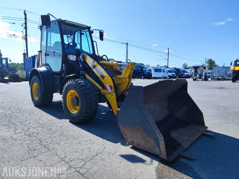 2023 Komatsu WA80M-8 Hjullaster med Skuff, V-plog og Hydrauliske pallgafler - Pá carregadora de rodas: foto 5 2023 Komatsu WA80M-8 Hjullaster med Skuff, V-plog og Hydrauliske pallgafler - Pá carregadora de rodas: foto 5
