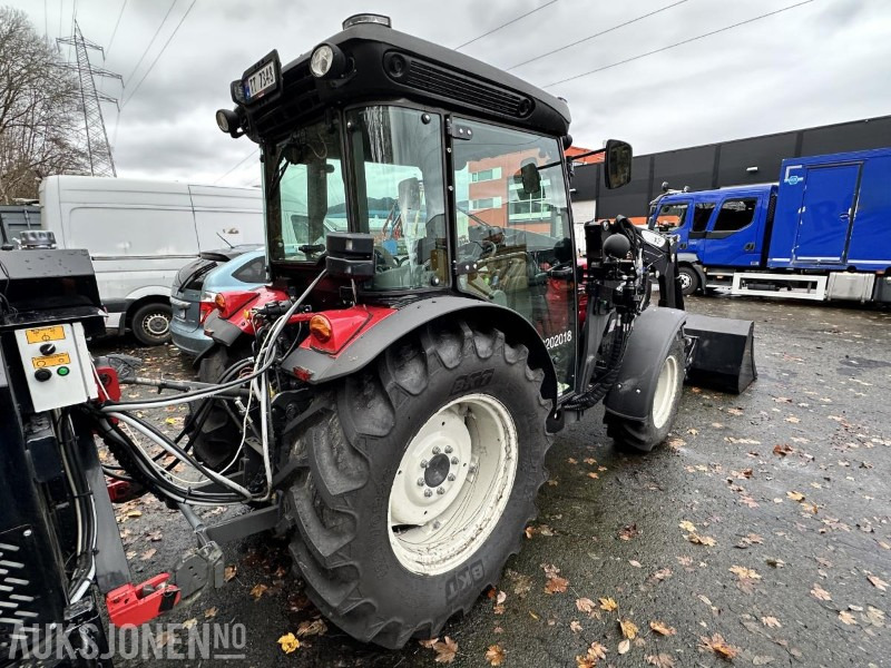 Trator 2024 Valtra F75 Traktor, m/X25S Frontlaster og Lilleseth universalskuffe, ca 70 timer: foto 8
