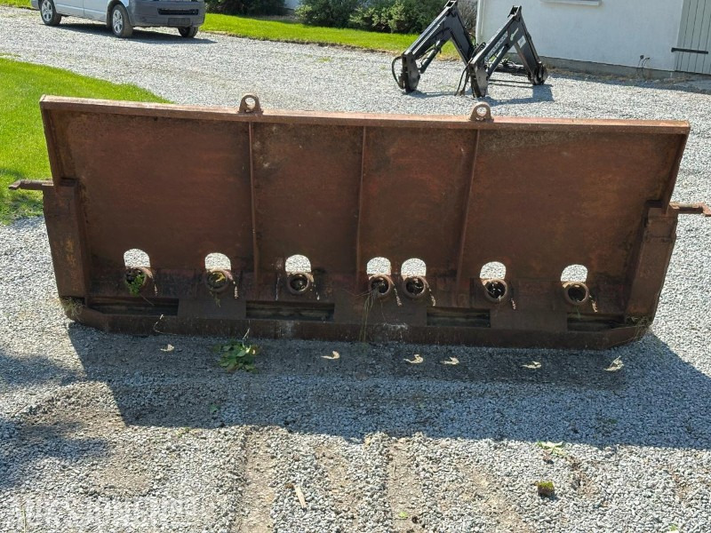 3meter Stubbebryter med 8 tenner - dyrkeskjær til doser - Equipamento de construção: foto 4 3meter Stubbebryter med 8 tenner - dyrkeskjær til doser - Equipamento de construção: foto 4