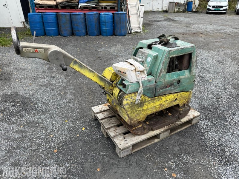 AMMANN AVH 6020 Vibroplate / Hoppetusse - Rolo: foto 5 AMMANN AVH 6020 Vibroplate / Hoppetusse - Rolo: foto 5