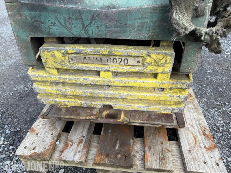 AMMANN AVH 6020 Vibroplate / Hoppetusse - Rolo: foto 2 AMMANN AVH 6020 Vibroplate / Hoppetusse - Rolo: foto 2