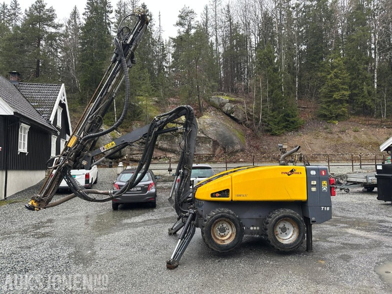 Atlas Copco FlexiROC T15R 2013 – Borerigg med ILMEG – Fjernkontroll- 1909 Timer - Máquina de perfuração: foto 1 Atlas Copco FlexiROC T15R 2013 – Borerigg med ILMEG – Fjernkontroll- 1909 Timer - Máquina de perfuração: foto 1