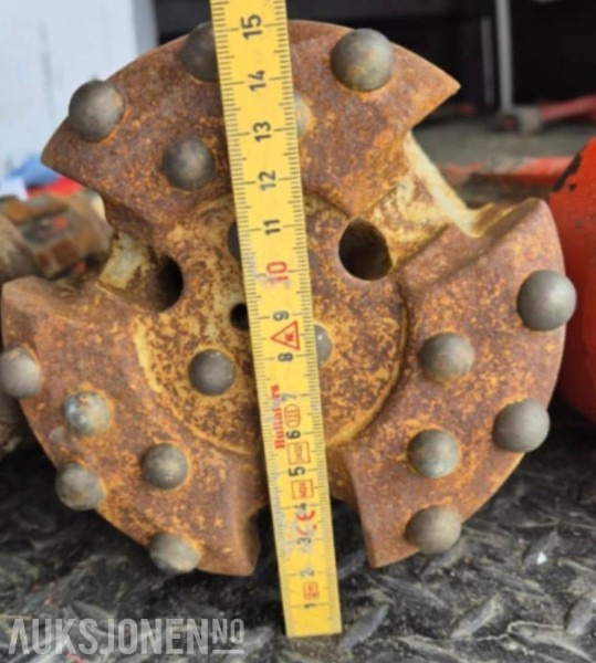 Atlas copco XAS186 kompresser og Orteco HD1000 borerigg pålebanker - mva fri - Máquina de perfuração: foto 5 Atlas copco XAS186 kompresser og Orteco HD1000 borerigg pålebanker - mva fri - Máquina de perfuração: foto 5