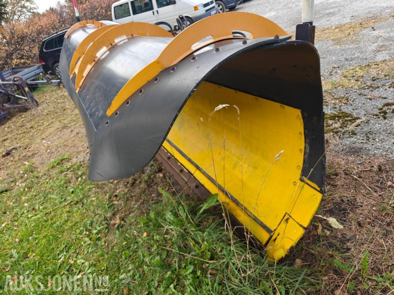 2013 Meiren MSP3703 LH - Snøplog med slapseskjær og parallellogram - Camião: foto 4 2013 Meiren MSP3703 LH - Snøplog med slapseskjær og parallellogram - Camião: foto 4