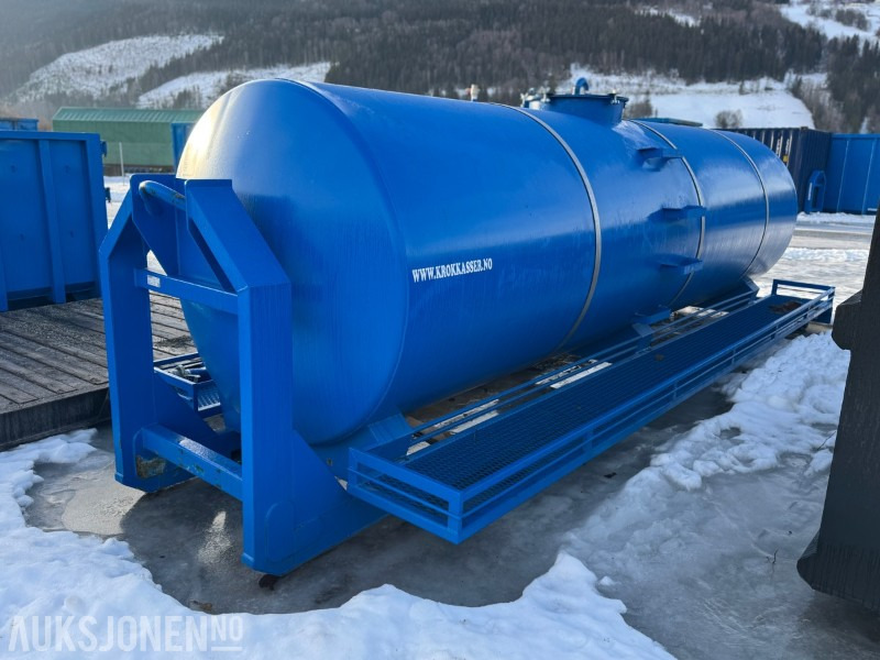 2021 - 12m3 Tank for krokløft - Camião: foto 1 2021 - 12m3 Tank for krokløft - Camião: foto 1