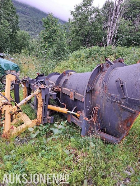 GMI LDA 265 DIAGONALPLOG M/SVING - Camião: foto 3 GMI LDA 265 DIAGONALPLOG M/SVING - Camião: foto 3