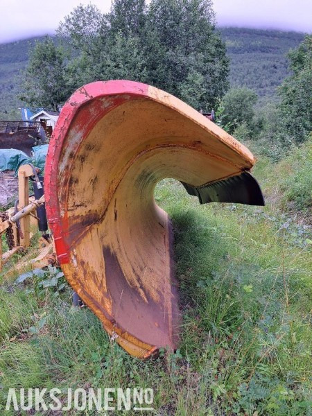 GMI LDA 265 DIAGONALPLOG M/SVING - Camião: foto 1 GMI LDA 265 DIAGONALPLOG M/SVING - Camião: foto 1