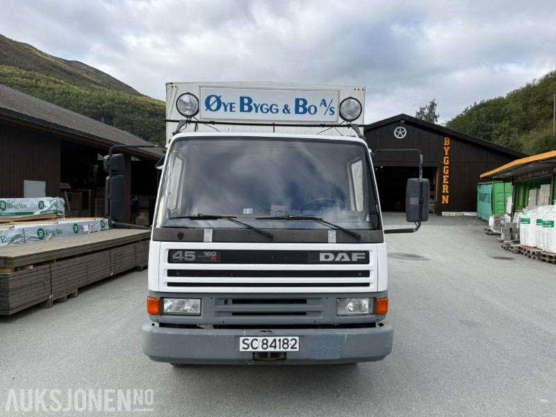 DAF FA 45 160 C08 med høy nyttelast - Camião furgão: foto 2 DAF FA 45 160 C08 med høy nyttelast - Camião furgão: foto 2