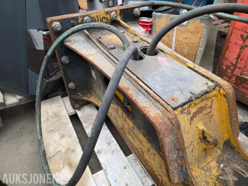 Danda D&A40V pigghammer S40 - Equipamento de construção: foto 5 Danda D&A40V pigghammer S40 - Equipamento de construção: foto 5
