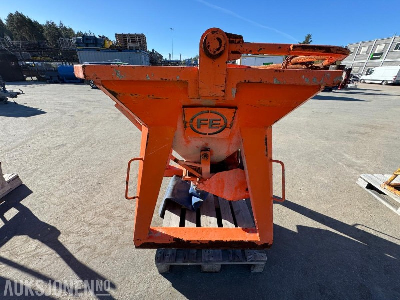 Eichinger betongtobb 300 liter - Equipamento de construção: foto 2 Eichinger betongtobb 300 liter - Equipamento de construção: foto 2