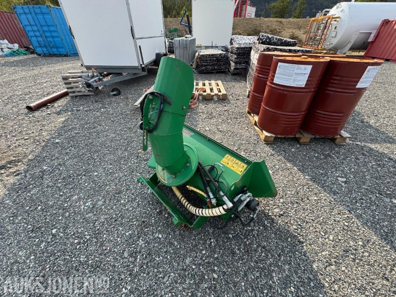 2009 Avant snøfres til redskapsbærer - Equipamento por Máquina de construção: foto 2 2009 Avant snøfres til redskapsbærer - Equipamento por Máquina de construção: foto 2