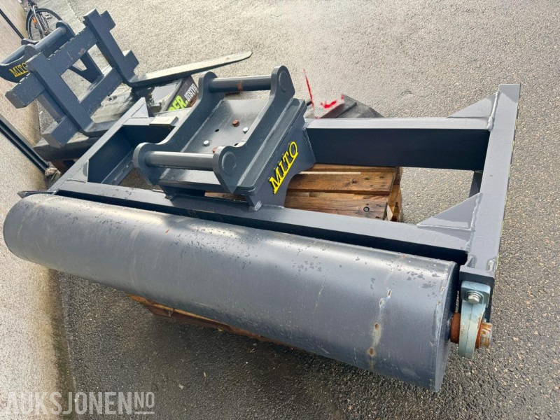 2024 Mito Leveler Girder – Avrettningsrulle til gravemaskin med S60-feste - Equipamento por Máquina de construção: foto 3 2024 Mito Leveler Girder – Avrettningsrulle til gravemaskin med S60-feste - Equipamento por Máquina de construção: foto 3