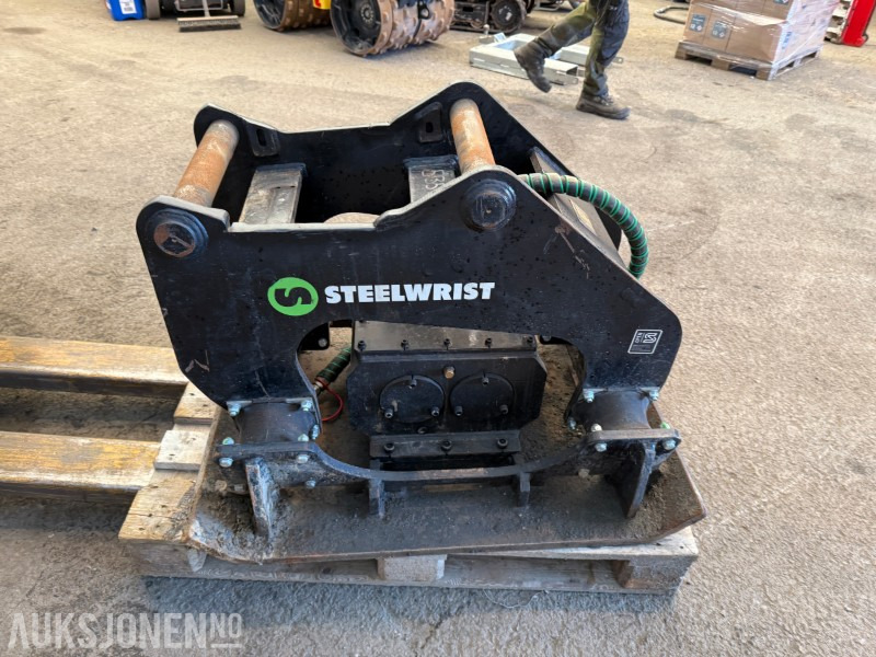 2024 Steelwrist HCX20-S60 Markvibrator - Equipamento por Máquina de construção: foto 5 2024 Steelwrist HCX20-S60 Markvibrator - Equipamento por Máquina de construção: foto 5