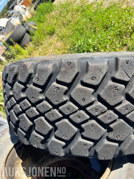 4 Stk hjul til Manitou – 445/65 R22.5 - Equipamento por Máquina de construção: foto 5 4 Stk hjul til Manitou – 445/65 R22.5 - Equipamento por Máquina de construção: foto 5