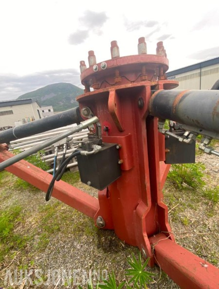 Hydraulisk 3 punkts fot for feste av kran - Equipamento por Máquina de construção: foto 4 Hydraulisk 3 punkts fot for feste av kran - Equipamento por Máquina de construção: foto 4