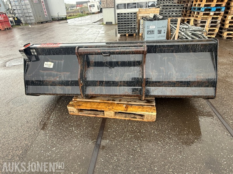Skuffe til Manitou MRT 1840 - 240 cm - Equipamento por Máquina de construção: foto 3 Skuffe til Manitou MRT 1840 - 240 cm - Equipamento por Máquina de construção: foto 3
