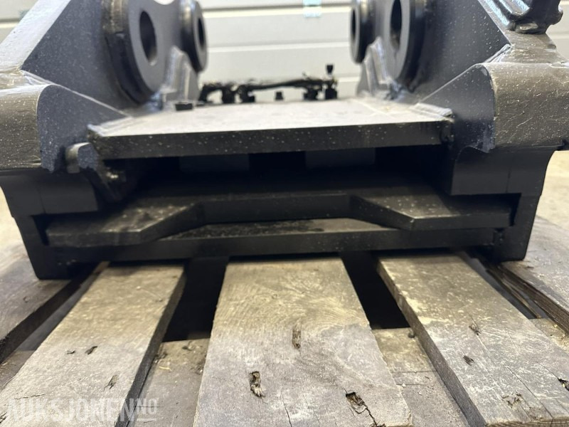 UBRUKT Götene Hydraulisk HK-feste G90 - Equipamento por Máquina de construção: foto 2 UBRUKT Götene Hydraulisk HK-feste G90 - Equipamento por Máquina de construção: foto 2