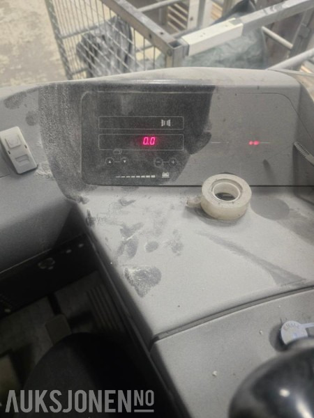 2002 Still Truk - Equipamento de movimentação: foto 5 2002 Still Truk - Equipamento de movimentação: foto 5