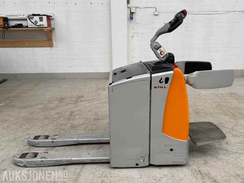 2013 Still EXU-SF20 snile / palleløfter - Equipamento de movimentação: foto 2 2013 Still EXU-SF20 snile / palleløfter - Equipamento de movimentação: foto 2