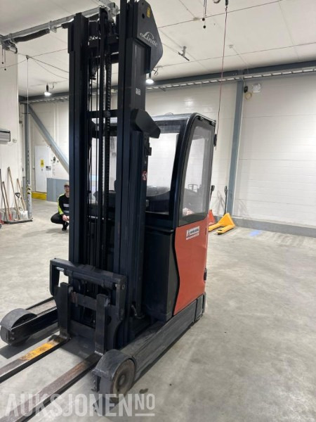 2014 Linde skyvemasttruck lukket R14 - Equipamento de movimentação: foto 2 2014 Linde skyvemasttruck lukket R14 - Equipamento de movimentação: foto 2