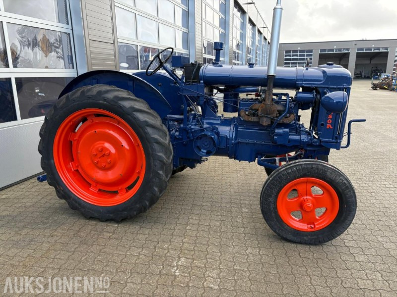 Ford Fordson-Stegamajor E27N - Trator: foto 5 Ford Fordson-Stegamajor E27N - Trator: foto 5