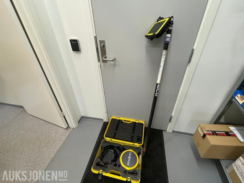 GEOMAX ZENITH40 GNSS SMART ANTENNE MED PANASONIC FELT-PC - Equipamento de construção: foto 5 GEOMAX ZENITH40 GNSS SMART ANTENNE MED PANASONIC FELT-PC - Equipamento de construção: foto 5