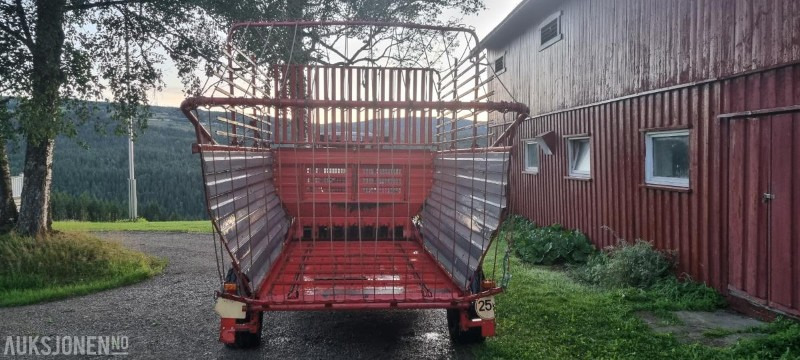 1987 Strautmann LBT19 - Máquina agrícola: foto 4 1987 Strautmann LBT19 - Máquina agrícola: foto 4