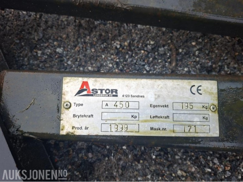 1999 Astor A 450 frontlaster / lesseapparat - Máquina agrícola: foto 4 1999 Astor A 450 frontlaster / lesseapparat - Máquina agrícola: foto 4
