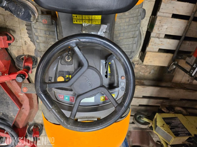 2017 Stiga Tornado 4108 H – traktorklipper - Máquina agrícola: foto 5 2017 Stiga Tornado 4108 H – traktorklipper - Máquina agrícola: foto 5