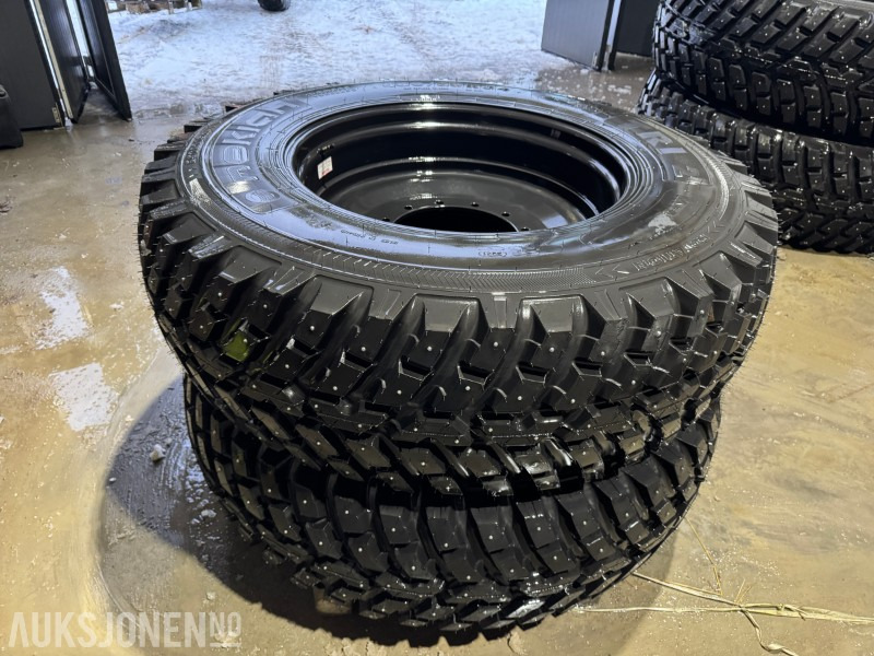 4 stk Fendt Nokian vinterhjul 480/80 R34 + 620/80 R42 med pigg - Máquina agrícola: foto 1 4 stk Fendt Nokian vinterhjul 480/80 R34 + 620/80 R42 med pigg - Máquina agrícola: foto 1