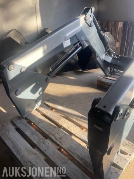 Ålø 36 komplett laster SMS/Trima/EURO feste m. hydr. redskapslås og 3. funksjon. Passer Valtra m.fl. - Máquina agrícola: foto 4 Ålø 36 komplett laster SMS/Trima/EURO feste m. hydr. redskapslås og 3. funksjon. Passer Valtra m.fl. - Máquina agrícola: foto 4