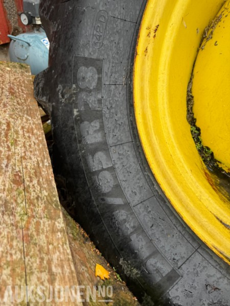 Hjulsett til John Deere 540/65 R28 - Máquina agrícola: foto 4 Hjulsett til John Deere 540/65 R28 - Máquina agrícola: foto 4