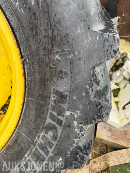 Hjulsett til John Deere 540/65 R28 - Máquina agrícola: foto 3 Hjulsett til John Deere 540/65 R28 - Máquina agrícola: foto 3