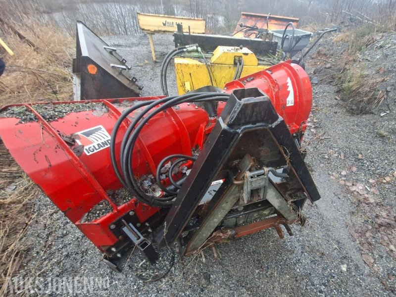 Igland SP180 hydraulisk V-plog - Máquina agrícola: foto 2 Igland SP180 hydraulisk V-plog - Máquina agrícola: foto 2