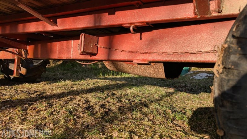 Ingen minstepris - 1997 Orkel 4 tonn 3-veis tipphenger Traktor Registrert - Máquina agrícola: foto 5 Ingen minstepris - 1997 Orkel 4 tonn 3-veis tipphenger Traktor Registrert - Máquina agrícola: foto 5