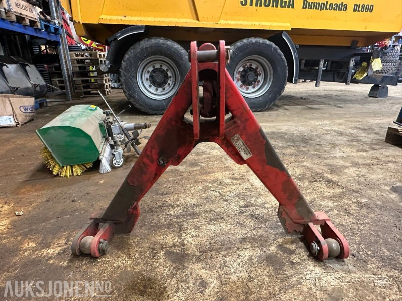 Lyng Triangel - Hurtigkobling til traktor - Máquina agrícola: foto 2 Lyng Triangel - Hurtigkobling til traktor - Máquina agrícola: foto 2