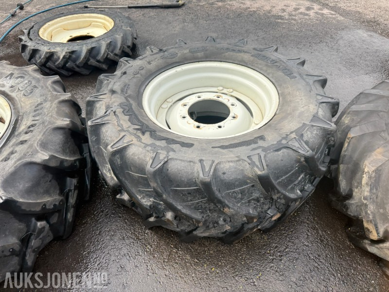 Maxam 480/65R24 Traktordekk på felg - Máquina agrícola: foto 3 Maxam 480/65R24 Traktordekk på felg - Máquina agrícola: foto 3