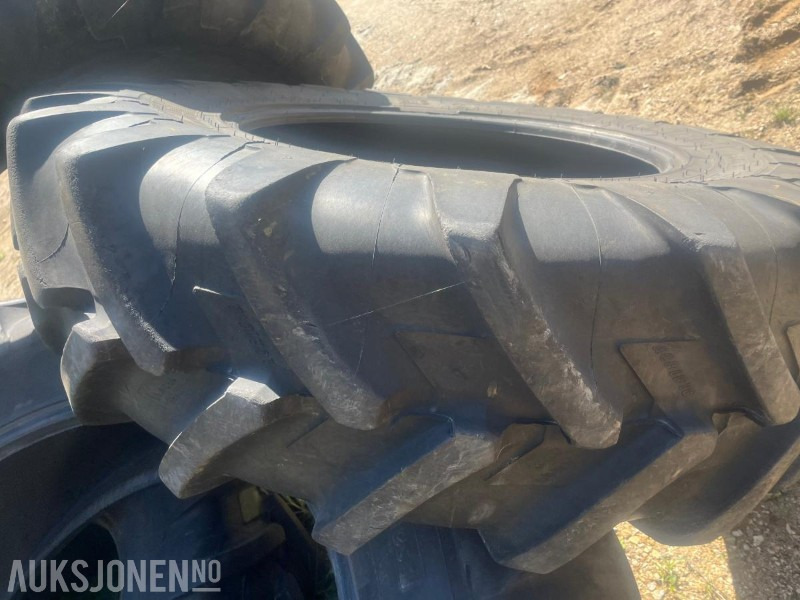 Michelin Traktor dekk 380/85R28 og 460/85R38 - Pneu por Máquina agrícola: foto 2 Michelin Traktor dekk 380/85R28 og 460/85R38 - Pneu por Máquina agrícola: foto 2