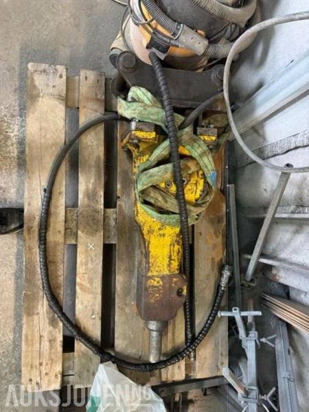 Pigghammer til minigraver 2-4t / 2021 Atlas Copco SB 152 / Feste S40 - Martelo hidráulico: foto 2 Pigghammer til minigraver 2-4t / 2021 Atlas Copco SB 152 / Feste S40 - Martelo hidráulico: foto 2