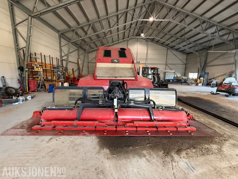 Pinot T4S tråkkemaskin - Equipamento de construção: foto 3 Pinot T4S tråkkemaskin - Equipamento de construção: foto 3