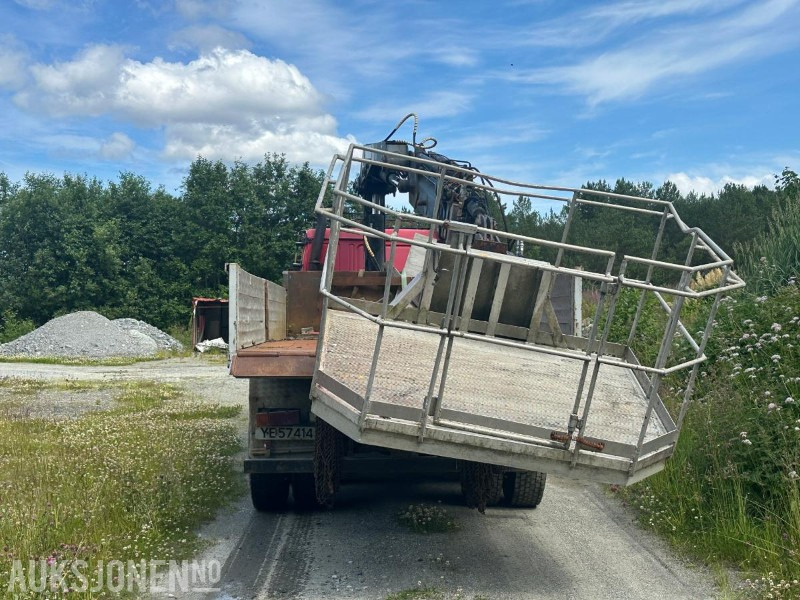 Scania P112H - Intercooler - 6X2 - Fastmontert kran med uttrekk og kurv - Tipp kasse - Camião grua: foto 4 Scania P112H - Intercooler - 6X2 - Fastmontert kran med uttrekk og kurv - Tipp kasse - Camião grua: foto 4