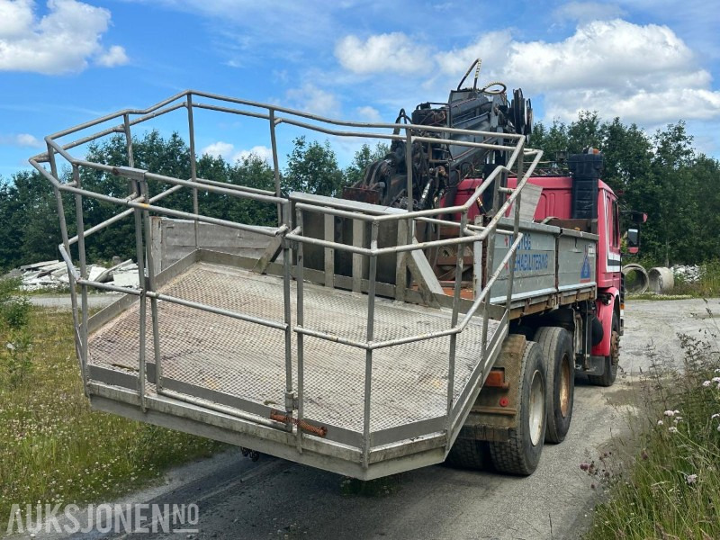 Scania P112H - Intercooler - 6X2 - Fastmontert kran med uttrekk og kurv - Tipp kasse - Camião grua: foto 5 Scania P112H - Intercooler - 6X2 - Fastmontert kran med uttrekk og kurv - Tipp kasse - Camião grua: foto 5