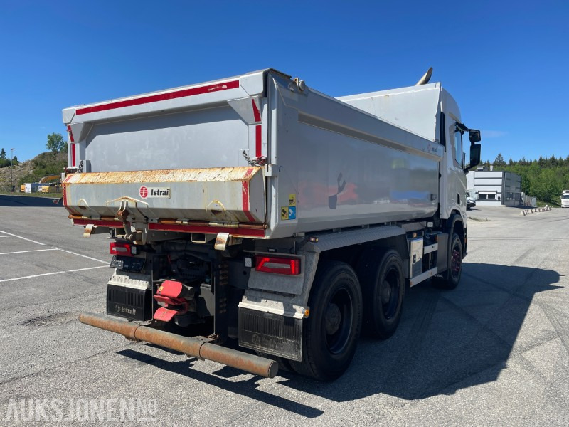 Scania R560 Super 6x4 Tippbil Istrail dumperkasse Mahlers brøyterigget - Camião basculante: foto 4 Scania R560 Super 6x4 Tippbil Istrail dumperkasse Mahlers brøyterigget - Camião basculante: foto 4